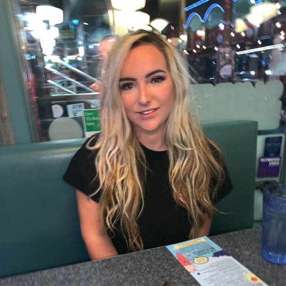 Meet your Posher, Alex - Picture 1 of 1